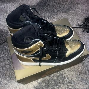 Mens Jordan 1’s